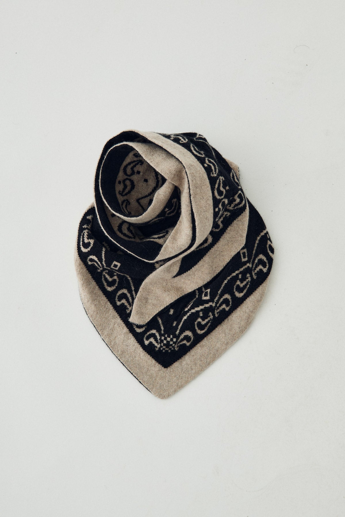 N-Neomi Scarf Sand Black Mix
